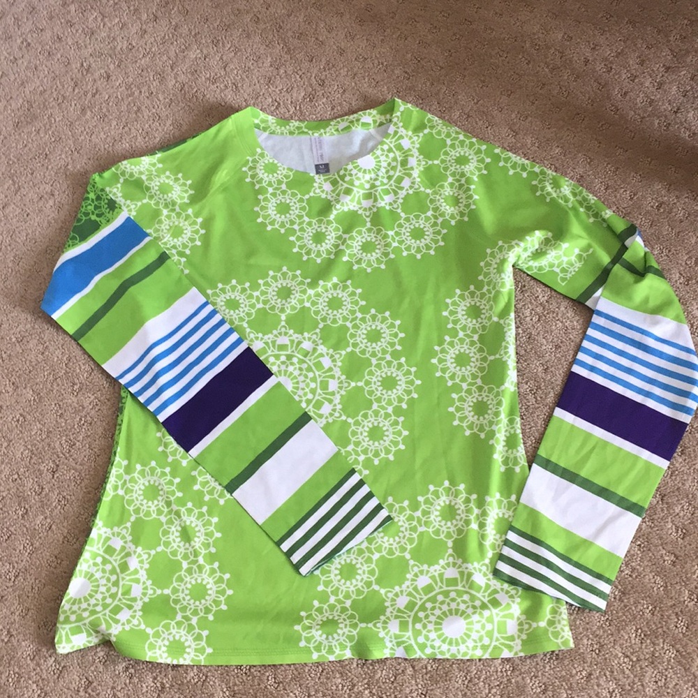 Long sleeve sun shirt.